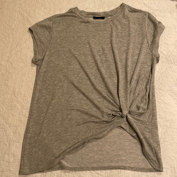 botanique Tops - Women’s Botanique Shirt Short Sleeves Knot Twist Grey  Sz M